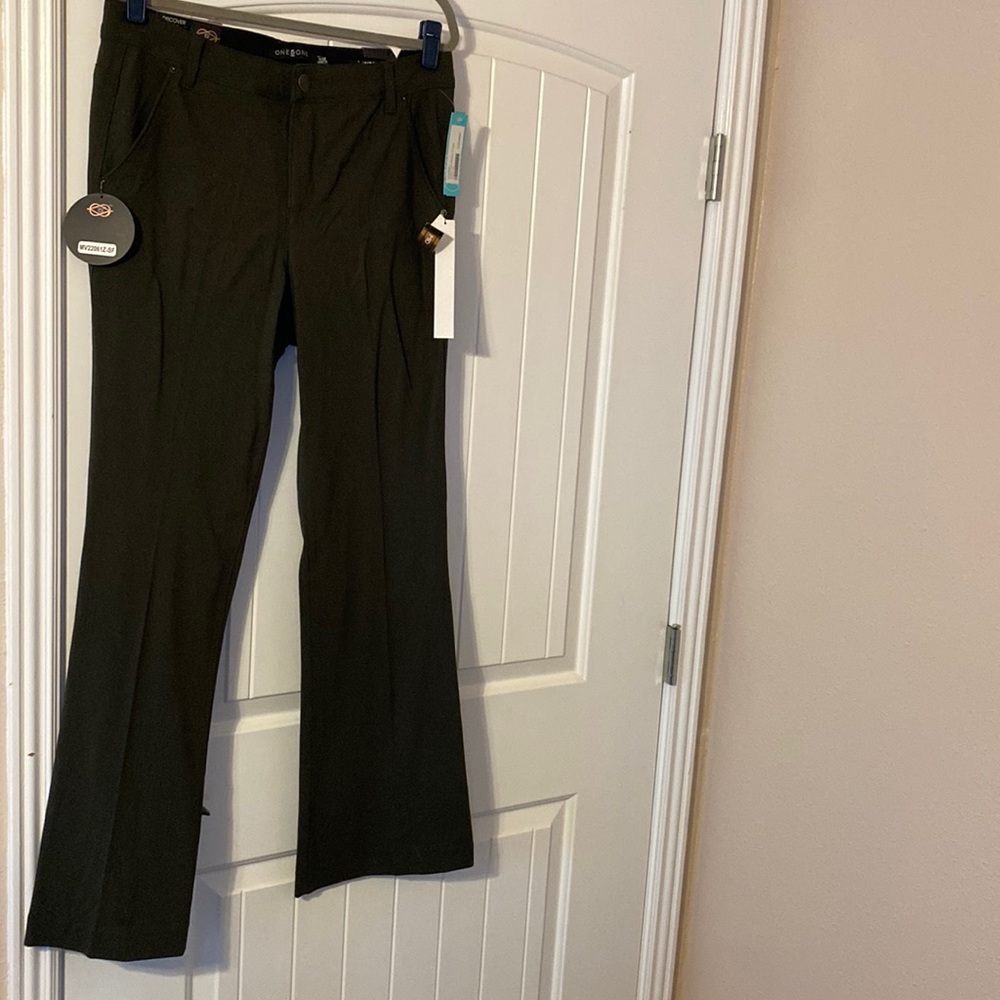 Size 14 nwt green slacks